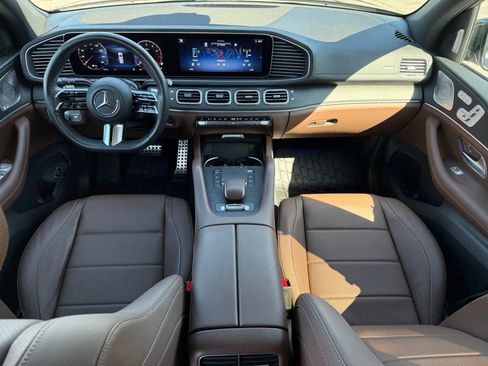 Certified 2024 Mercedes-Benz GLS 450 4MATIC image 12