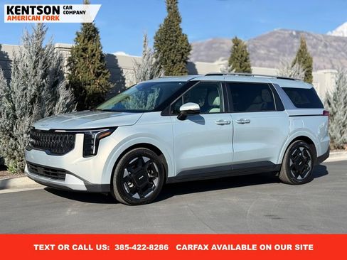 Used 2025 Kia Carnival EX image 1