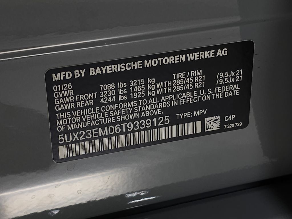 Used 2026 BMW X7 xDrive40i w/ M Sport Package AWD/4WD image 43