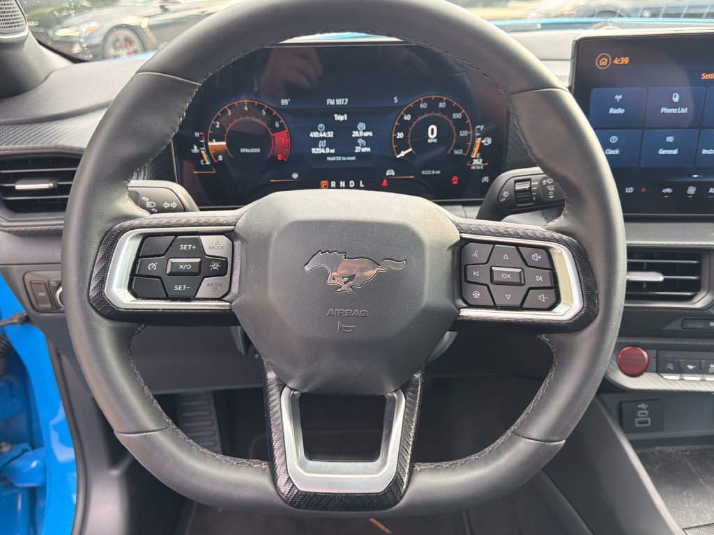Used 2025 Ford Mustang Coupe RWD image 18