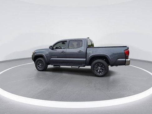 Certified 2023 Toyota Tacoma SR5 AWD/4WD image 8