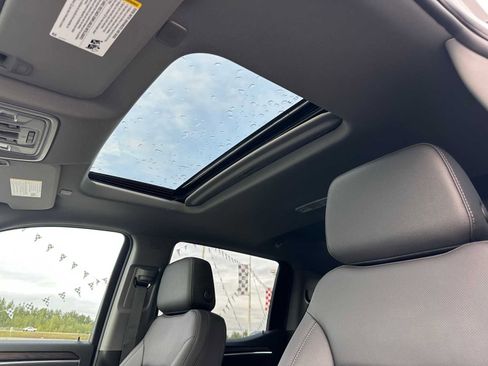 New 2026 GMC Sierra 1500 SLT w/ SLT Premium Plus Package image 23