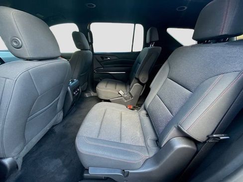 Used 2024 Chevrolet Traverse Z71 AWD/4WD image 19