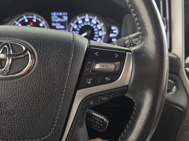 Used 2016 Toyota Land Cruiser AWD/4WD image 15