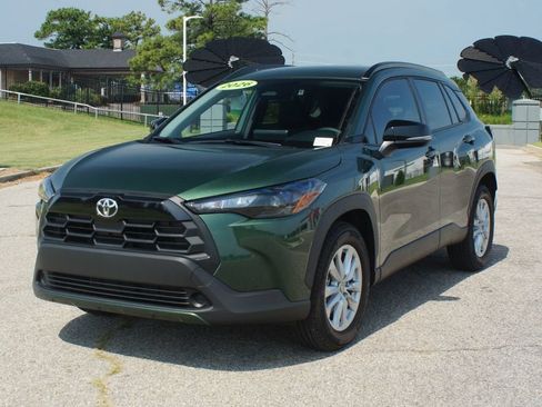 Used 2026 Toyota Corolla Cross LE FWD image 23