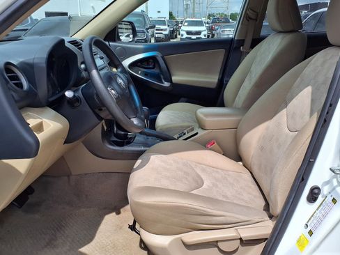 Used 2012 Toyota RAV4 FWD w/ Value Pkg image 17