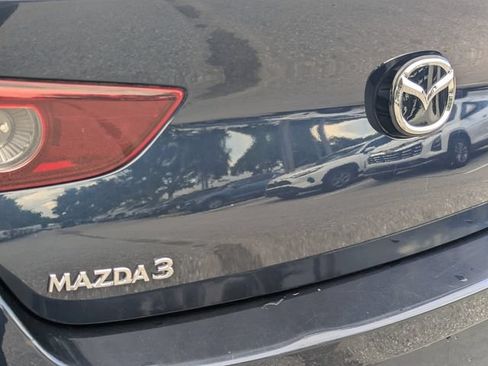 Used 2021 MAZDA MAZDA3 s FWD image 9