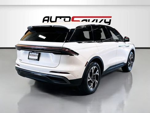 Used 2024 Lincoln Nautilus Premier w/ Equipment Group 102A AWD/4WD image 7