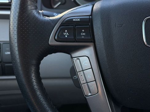 Used 2017 Honda Odyssey EX-L image 16