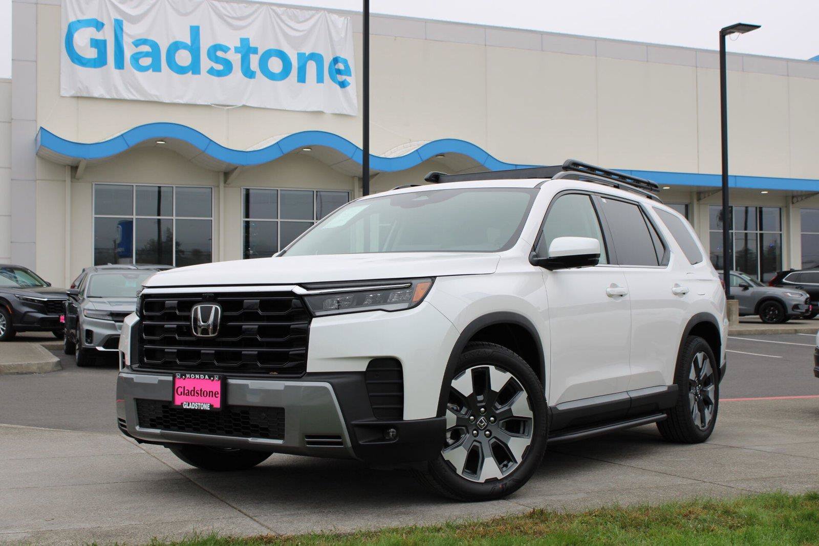 New 2026 Honda Pilot Touring image 1