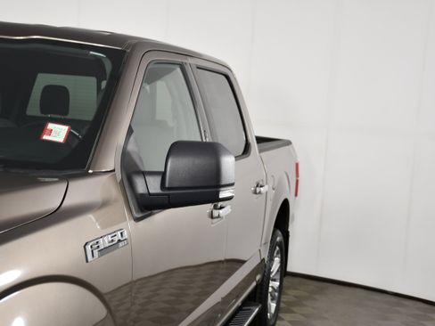 Used 2019 Ford F150 XLT w/ Equipment Group 302A Luxury AWD/4WD image 13