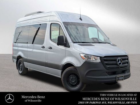 New 2025 Mercedes-Benz Sprinter 2500 image 1