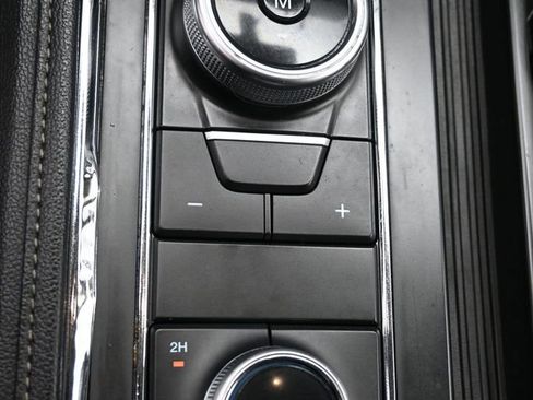 Used 2024 Ford Expedition XLT AWD/4WD image 29