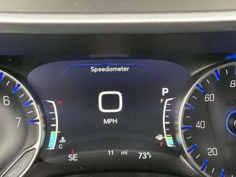 New 2027 Chrysler Pacifica Limited AWD/4WD image 20