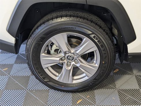 Used 2025 Toyota RAV4 XLE image 8