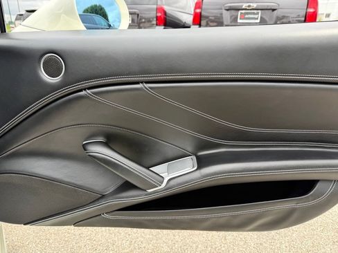 Used 2015 Ferrari California T RWD image 34