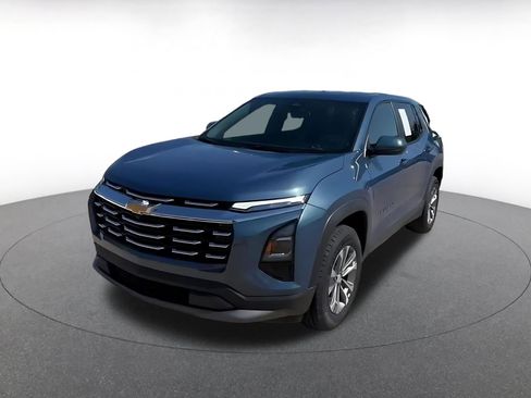 Used 2025 Chevrolet Equinox LT FWD image 7
