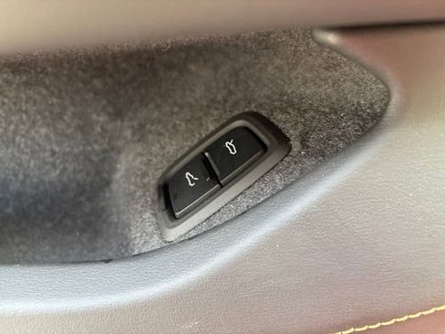 Used 2022 Chevrolet Corvette Stingray Preferred Cpe w/ Engine Appearance Package image 14