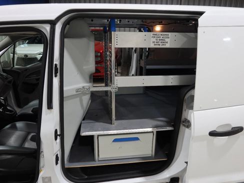 Used 2016 Ford Transit Connect XL FWD image 21