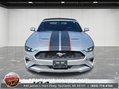 Used 2018 Ford Mustang Premium image 2