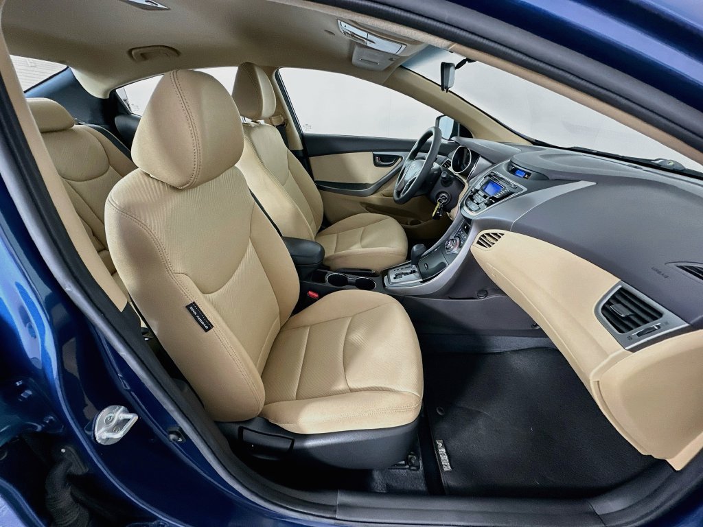 Used 2013 Hyundai Elantra GLS w/ Preferred Pkg FWD image 25