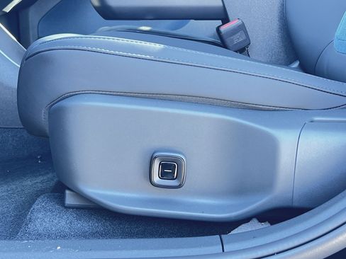 New 2026 Volvo EX30 Plus w/ Climate Package AWD/4WD image 14