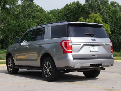 Used 2021 Ford Expedition XLT AWD/4WD image 13
