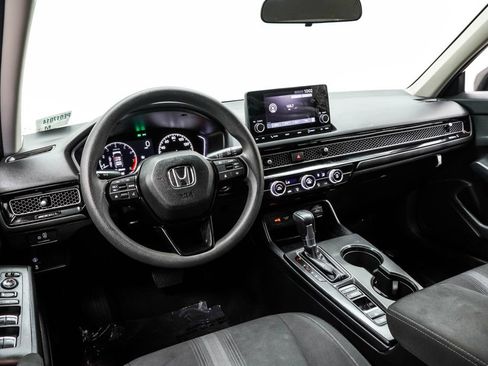Used 2023 Honda Civic LX image 5