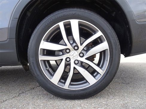 Used 2018 Honda Pilot Touring image 27