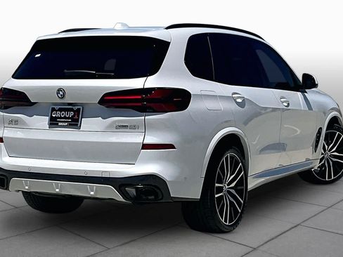 Used 2024 BMW X5 xDrive40i w/ M Sport Package AWD/4WD image 12