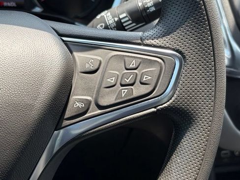 Used 2024 Chevrolet Equinox LS w/ LS Convenience Package FWD image 21