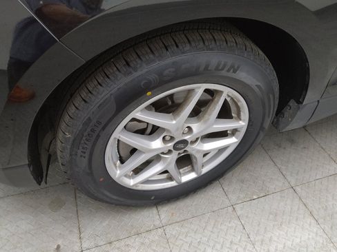 Used 2023 Ford Edge SEL image 31