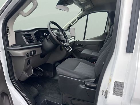 Used 2024 Ford Transit 250 Low Roof w/ Exterior Upgrade Package image 9