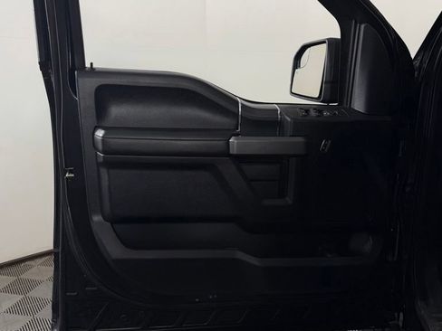 Used 2019 Ford F150 XLT w/ Equipment Group 302A Luxury AWD/4WD image 11