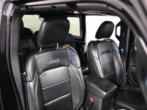 Used 2019 Jeep Wrangler Unlimited Moab w/ Quick Order Package 24M Moab image 19