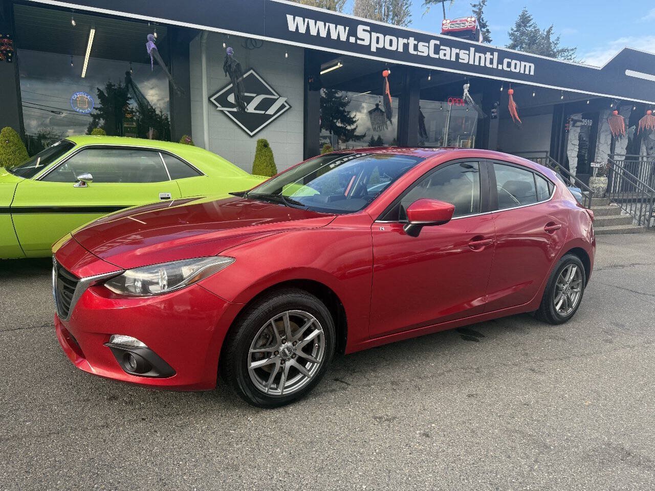 Used 2015 MAZDA MAZDA3 i Touring w/ Technology Package FWD image 1