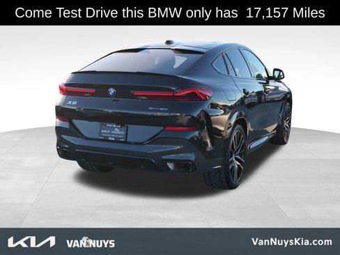 Used 2024 BMW X6 xDrive40i w/ Premium Package image 2