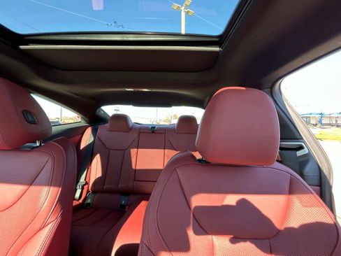 Used 2025 BMW 430i xDrive Coupe w/ Premium Package image 13