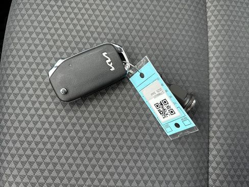 New 2025 Kia Soul LX image 32