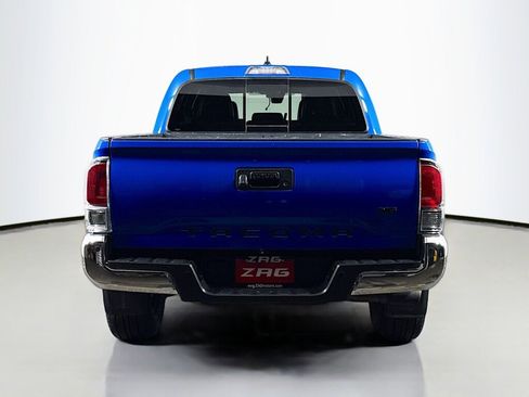 Used 2020 Toyota Tacoma TRD Off-Road w/ TRD Premium Off Road Package image 4