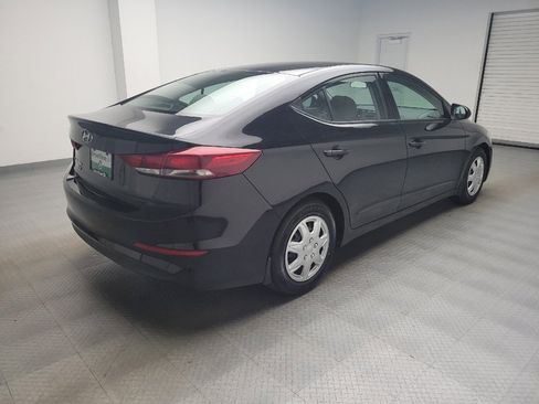 Used 2018 Hyundai Elantra SE FWD image 9