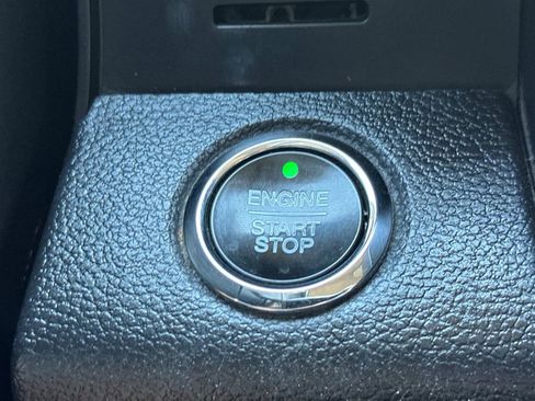 Used 2019 Ford Expedition Platinum image 28