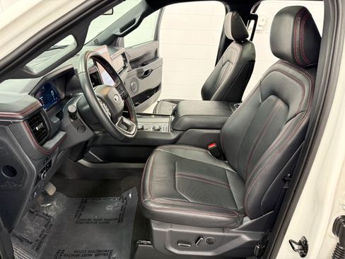 Used 2023 Ford Expedition Limited AWD/4WD image 11