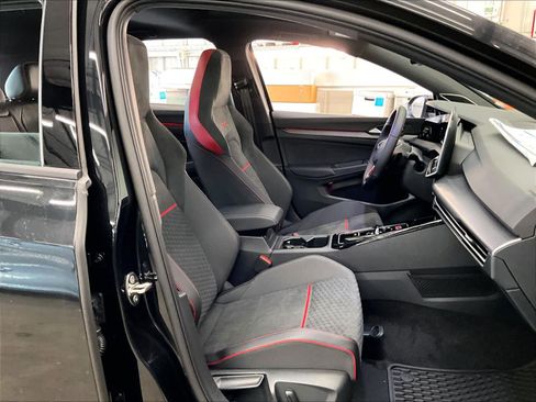 New 2026 Volkswagen GTI SE FWD image 12