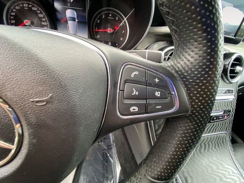 Used 2019 Mercedes-Benz GLC 300 image 21