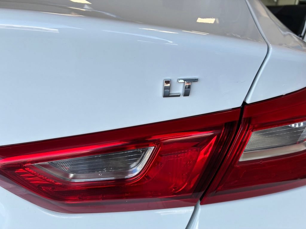 Used 2024 Chevrolet Malibu LT FWD image 10