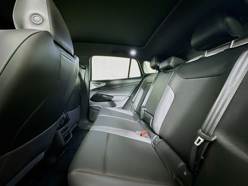 Used 2023 Volkswagen ID.4 Pro S Plus AWD/4WD image 29