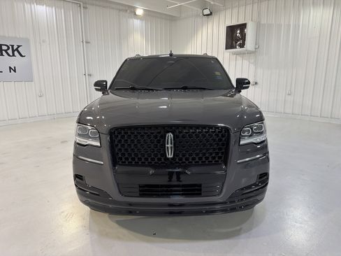 Used 2023 Lincoln Navigator Black Label image 8