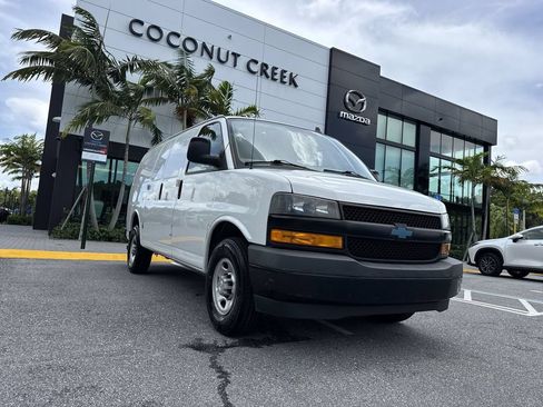 Used 2021 Chevrolet Express 2500 RWD image 30