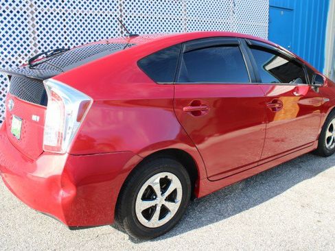 Used 2013 Toyota Prius Four FWD image 3